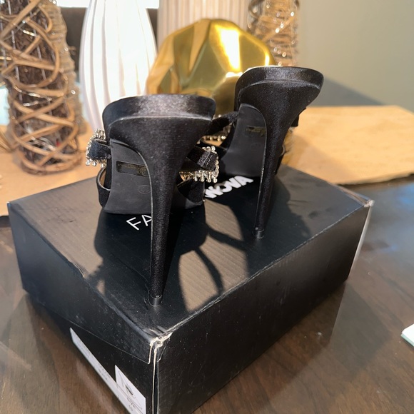 Black, pump, pointed toe, embellished detail, satin, 4.5 inch stiletto heel. - Picture 4 of 4